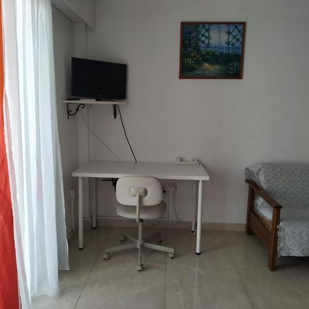 1 Bedroom Apartment Larnaca Exteriör bild