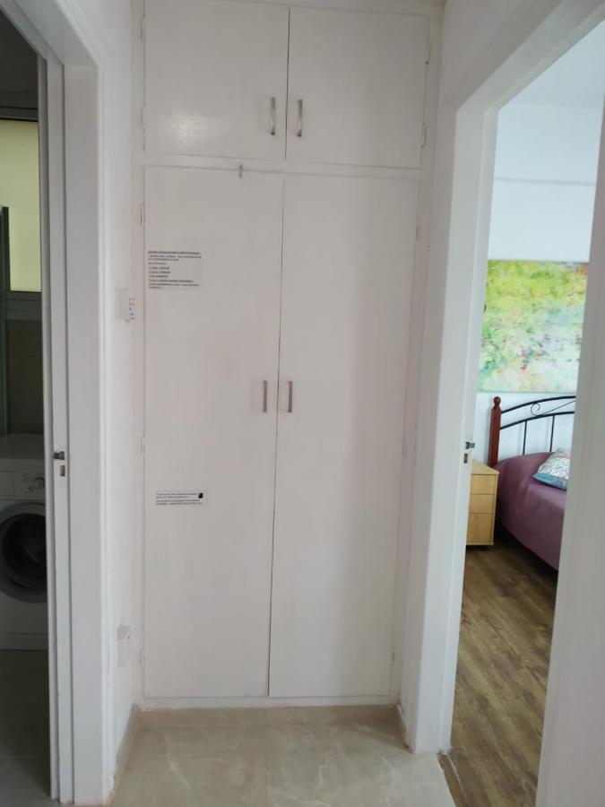 1 Bedroom Apartment Larnaca Exteriör bild