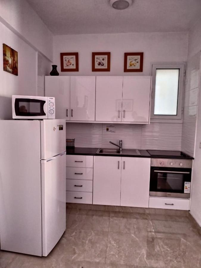 1 Bedroom Apartment Larnaca Exteriör bild