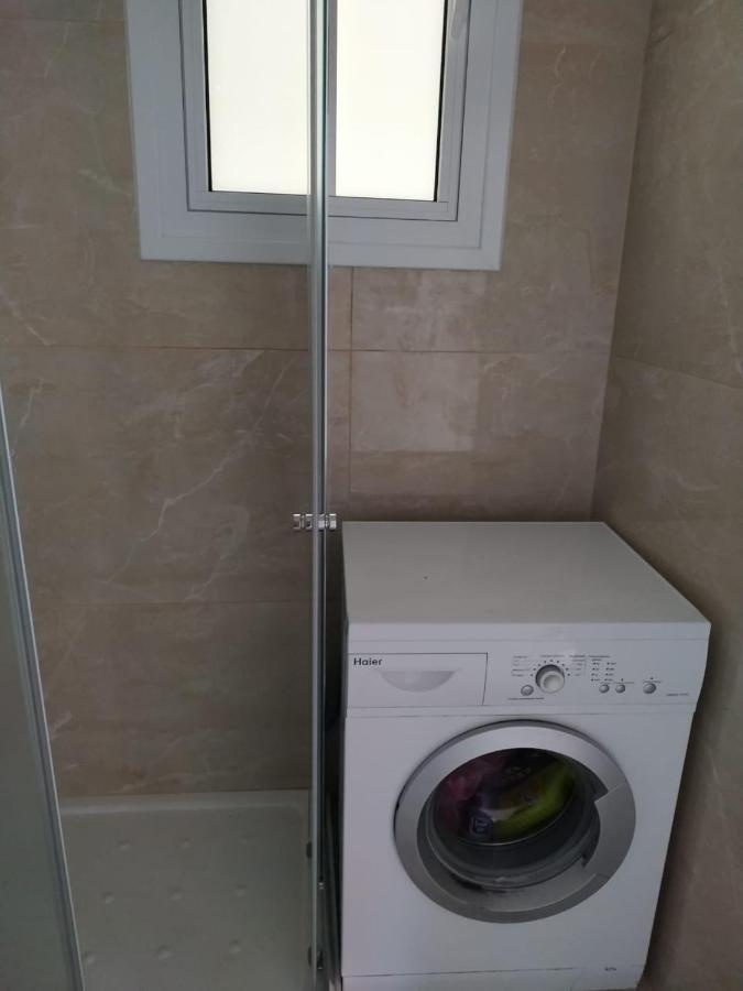 1 Bedroom Apartment Larnaca Exteriör bild