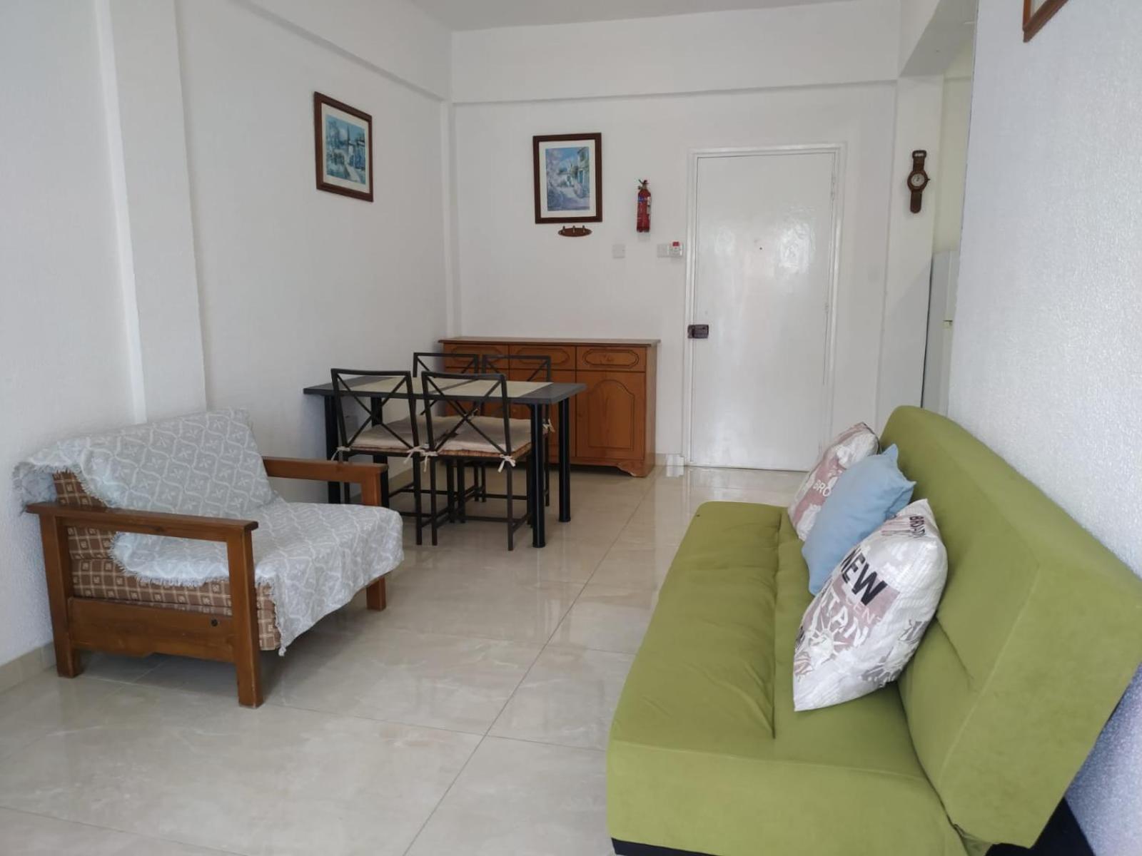 1 Bedroom Apartment Larnaca Rum bild